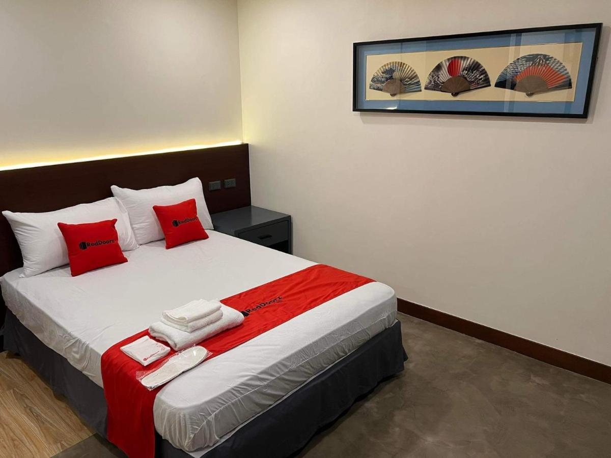 Reddoorz Plus @ Toshiko Boutique Hotel Koronadal City 外观 照片